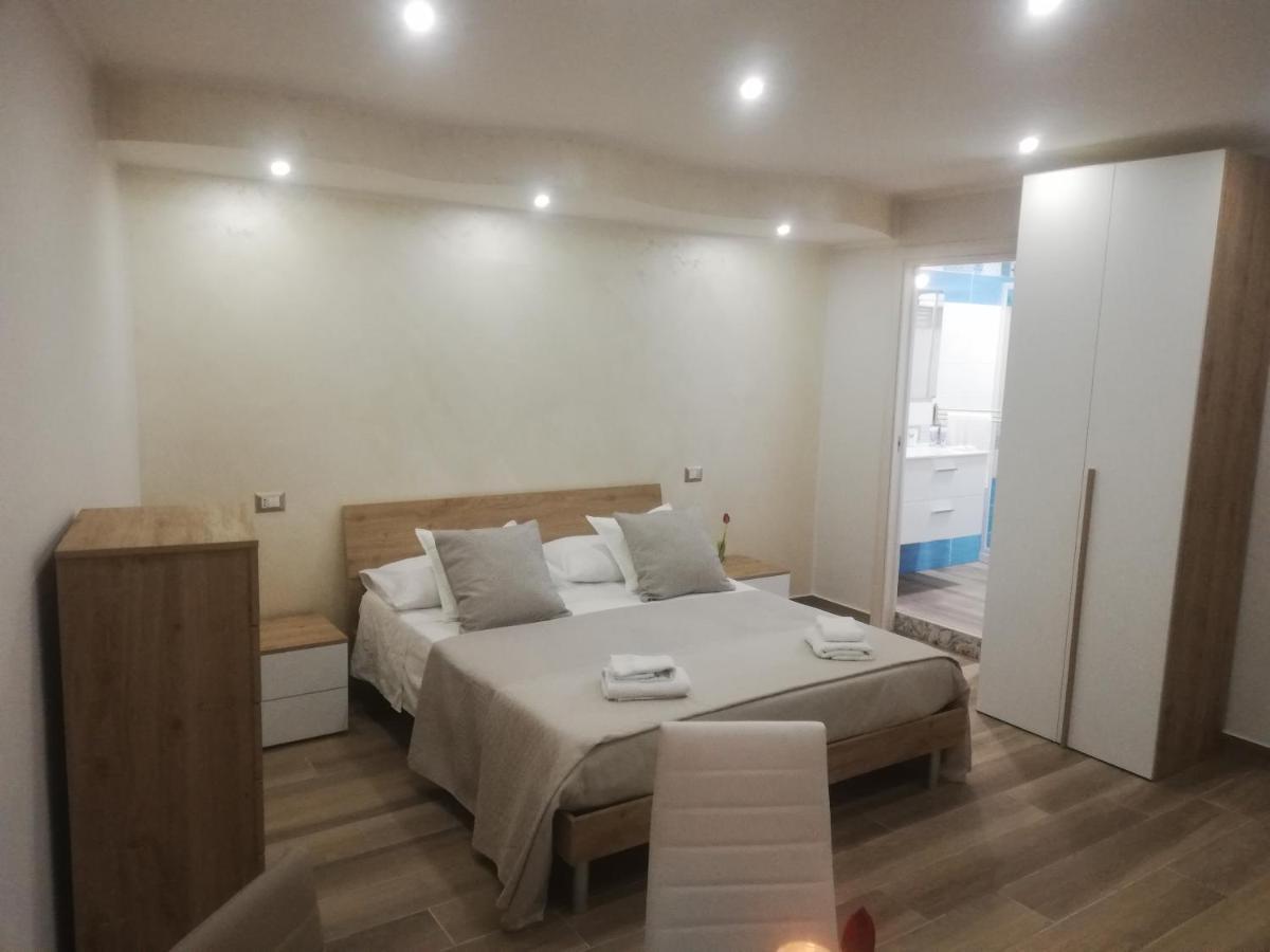 Maremonti Apartments กาสเตลลัมมาเร ดิ สตาเบีย ภายนอก รูปภาพ