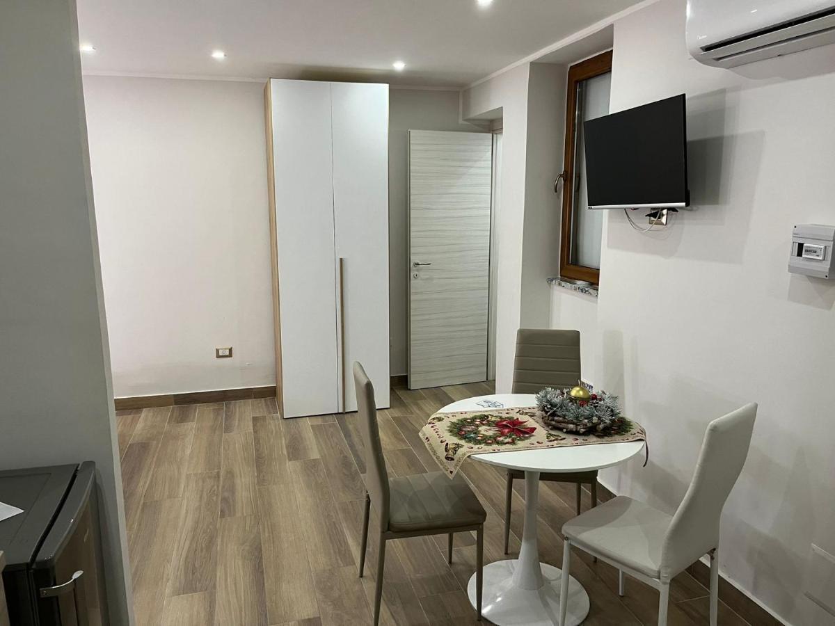 Maremonti Apartments กาสเตลลัมมาเร ดิ สตาเบีย ภายนอก รูปภาพ